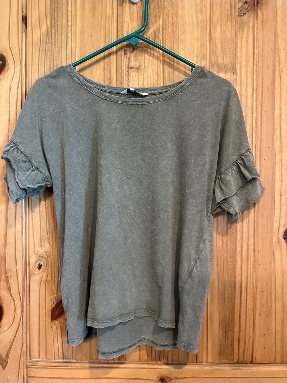 Lucky Brand Olive Short Sleeve Ruffle-Sleeve Tee